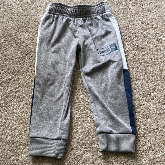 Boys PUMA Matching Sweatsuit size 3T - Picture 8 of 10